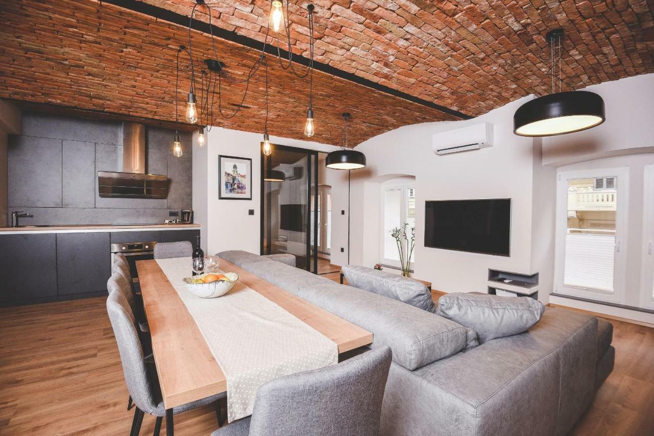 Apartman M&M Rijeka Exterior foto